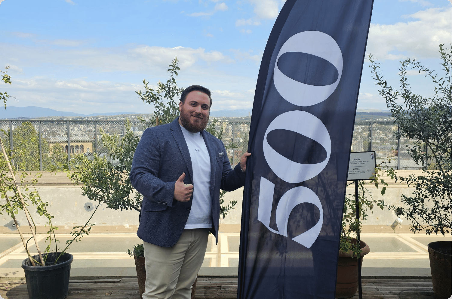 Markster CEO Ivan Ivanka posing with 500